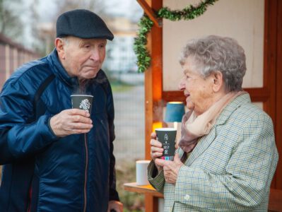 Wohnparkgeburtstag mit Weihnachtsmarkt gefeiert